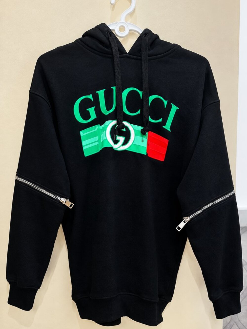 Gucci Zip-Detail Lipstick Print Hoodie Black